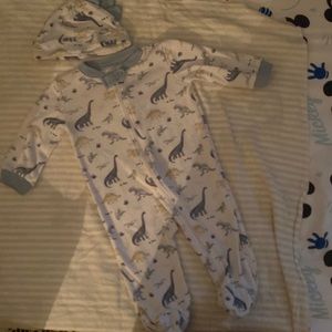 Baby boy pajamas set. Dinosaur.